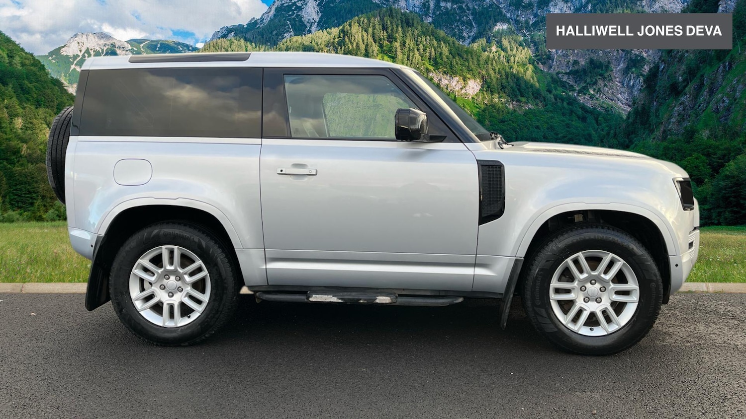 Used Land Rover Defender 2021 for sale - 77853434: Photo 3