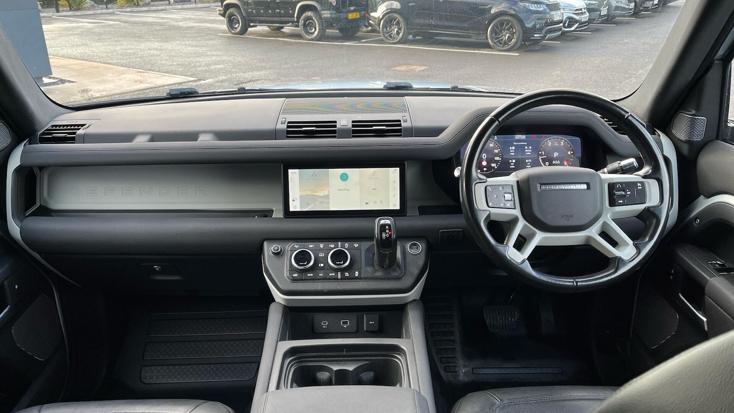 Used Land Rover Defender 2021 for sale - 77853434: Photo 4