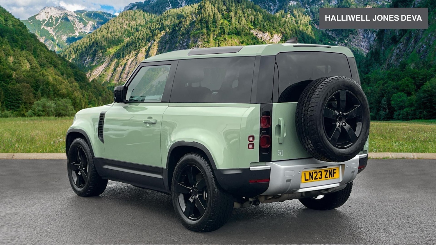 Used Land Rover Defender 90 2023 for sale - 77612996: Photo 2