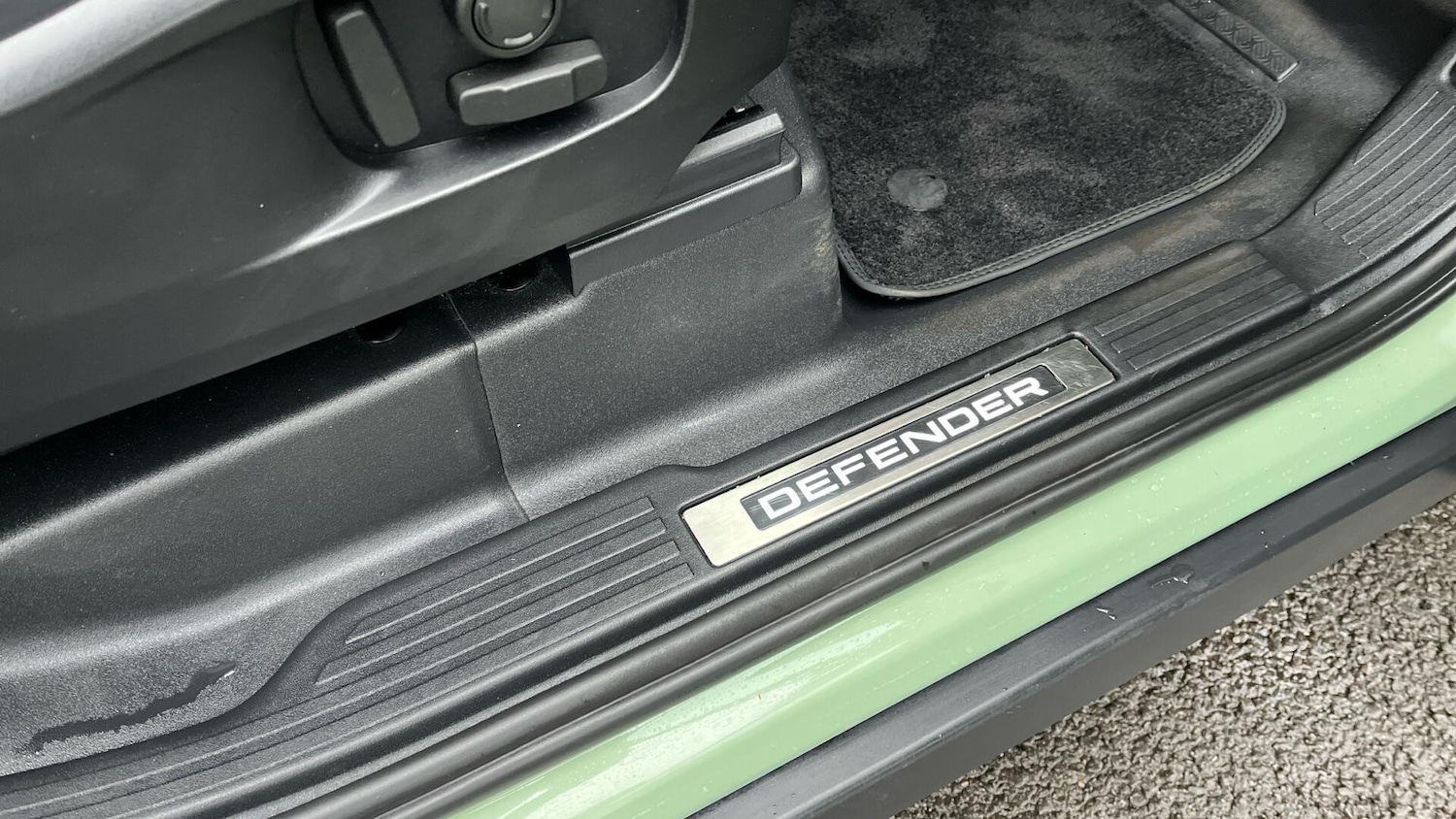 Used Land Rover Defender 90 2023 for sale - 77612996: Photo 34