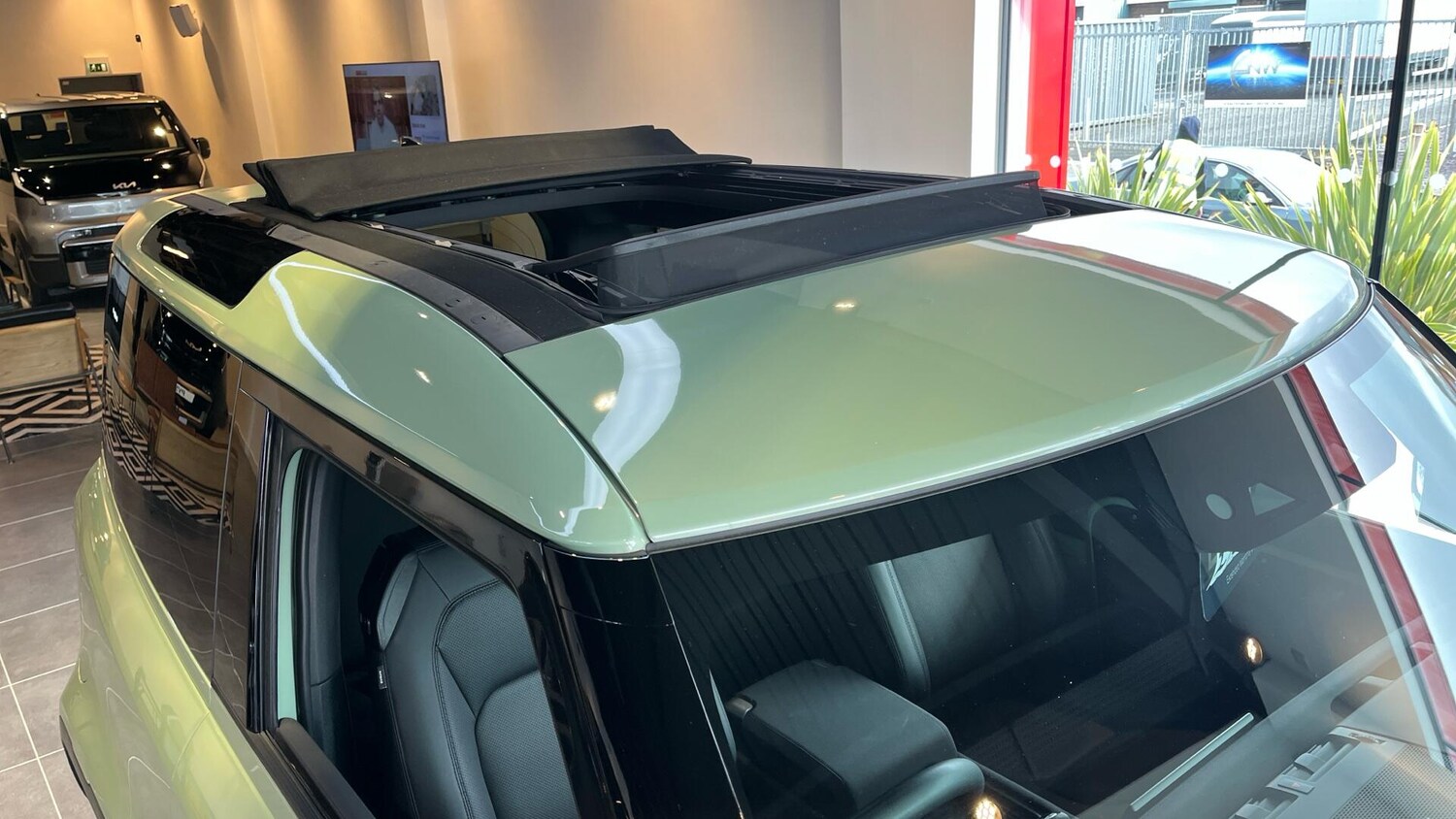 Used Land Rover Defender 90 2023 for sale - 77612996: Photo 44