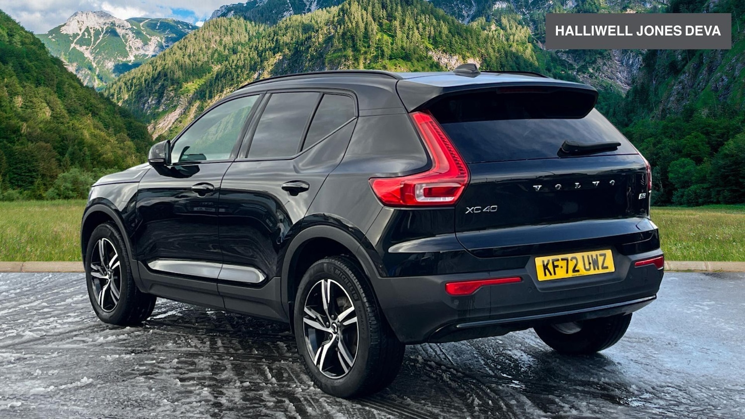 Used Volvo XC40 2022 for sale - 77120803: Photo 2