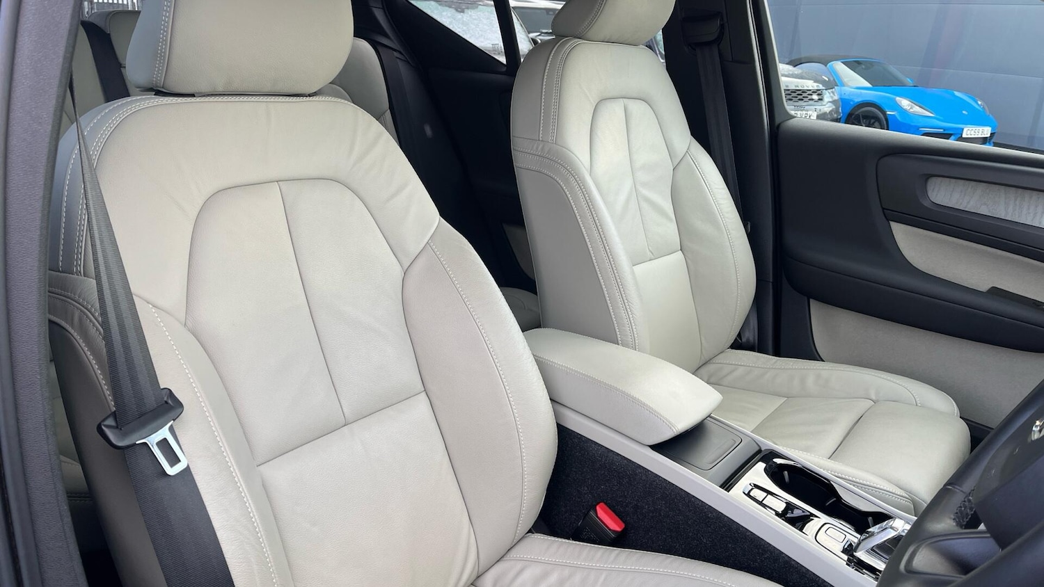 Used Volvo XC40 2022 for sale - 77120803: Photo 24