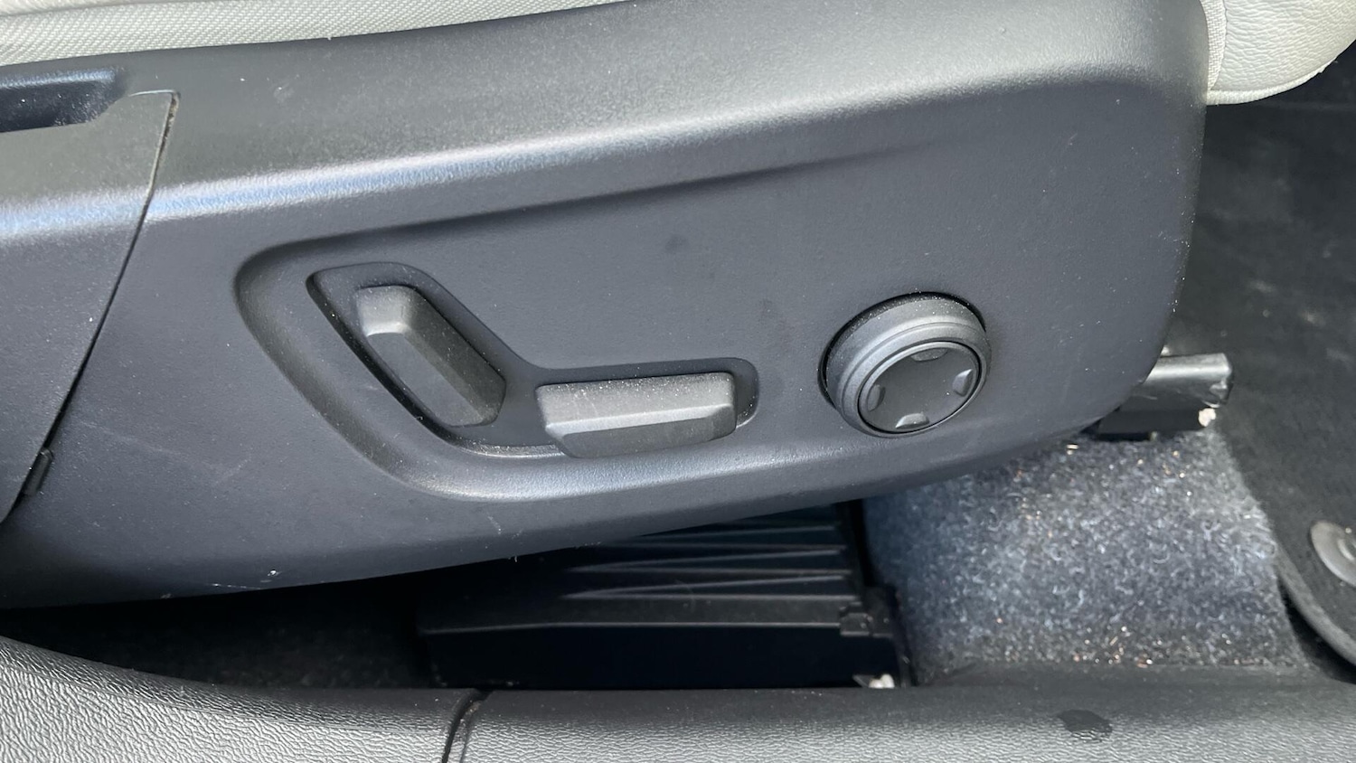 Used Volvo XC40 2022 for sale - 77120803: Photo 25