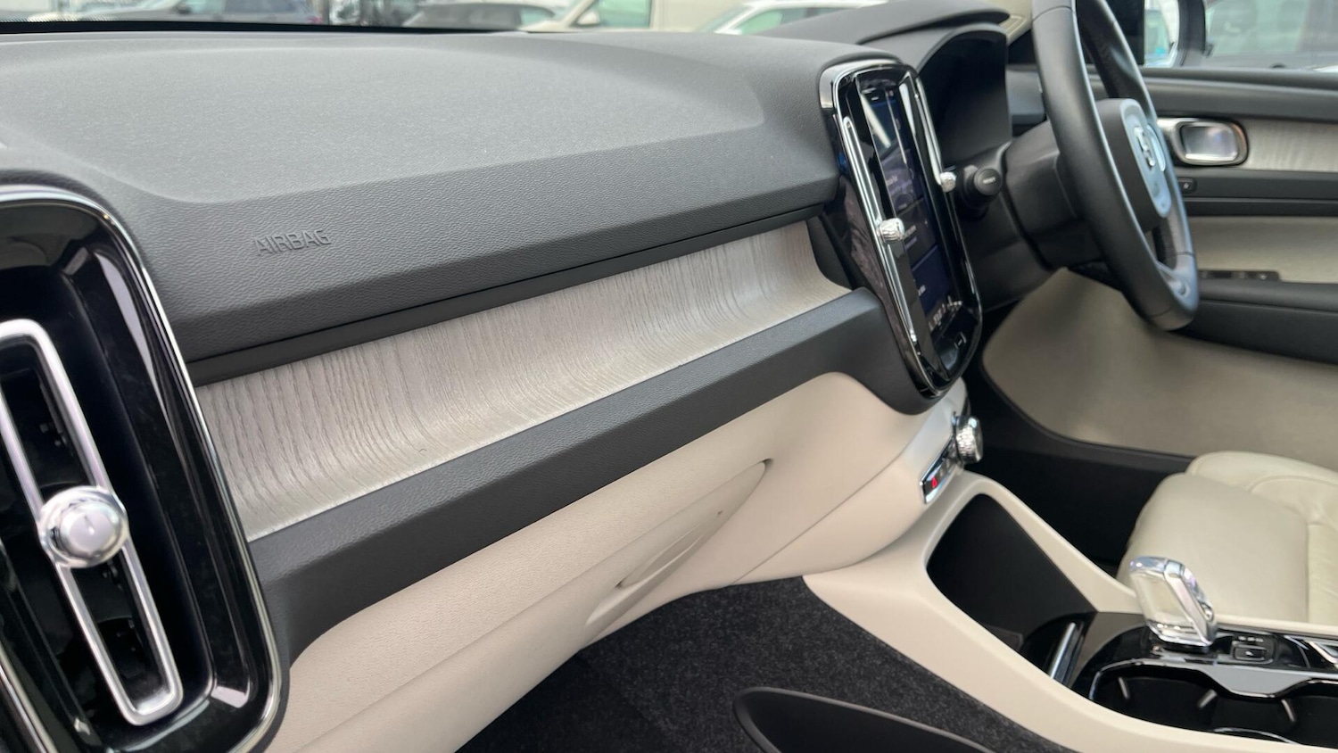 Used Volvo XC40 2022 for sale - 77120803: Photo 26