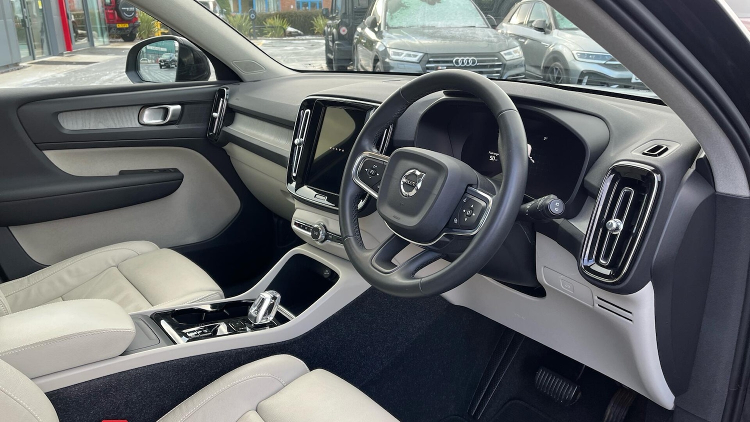 Used Volvo XC40 2022 for sale - 77120803: Photo 6