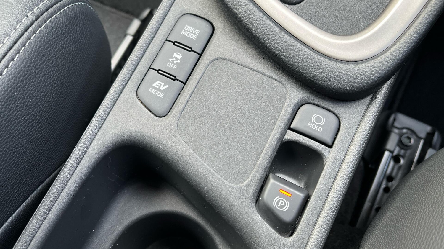 Used Mazda Mazda2 HYBRID 2023 for sale - 76781981: Photo 36