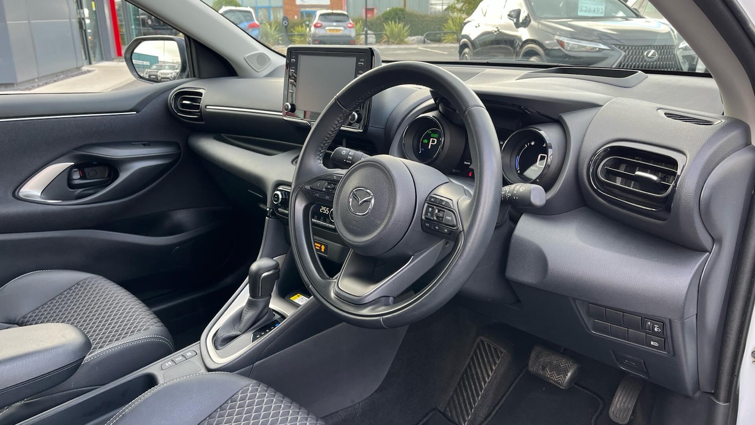 Used Mazda Mazda2 HYBRID 2023 for sale - 76781981: Photo 6