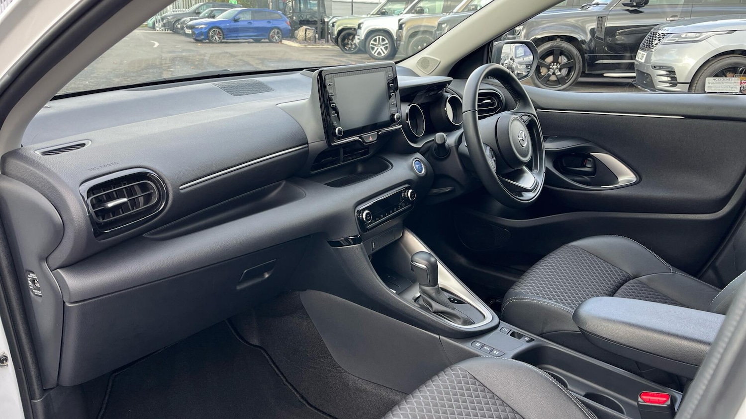 Used Mazda Mazda2 HYBRID 2023 for sale - 76781981: Photo 7