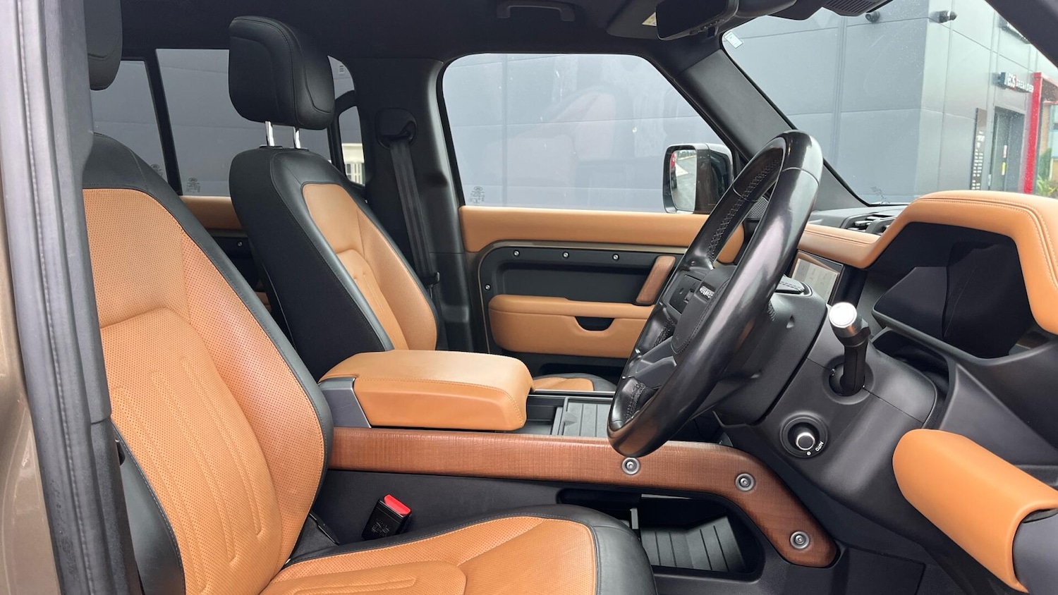 Used Land Rover Defender 110 2020 for sale - 77511212: Photo 11