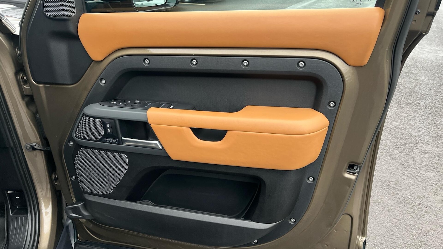 Used Land Rover Defender 110 2020 for sale - 77511212: Photo 33