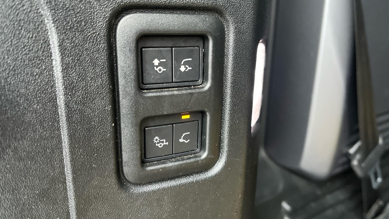 Used Land Rover Defender 110 2020 for sale - 77511212: Photo 48