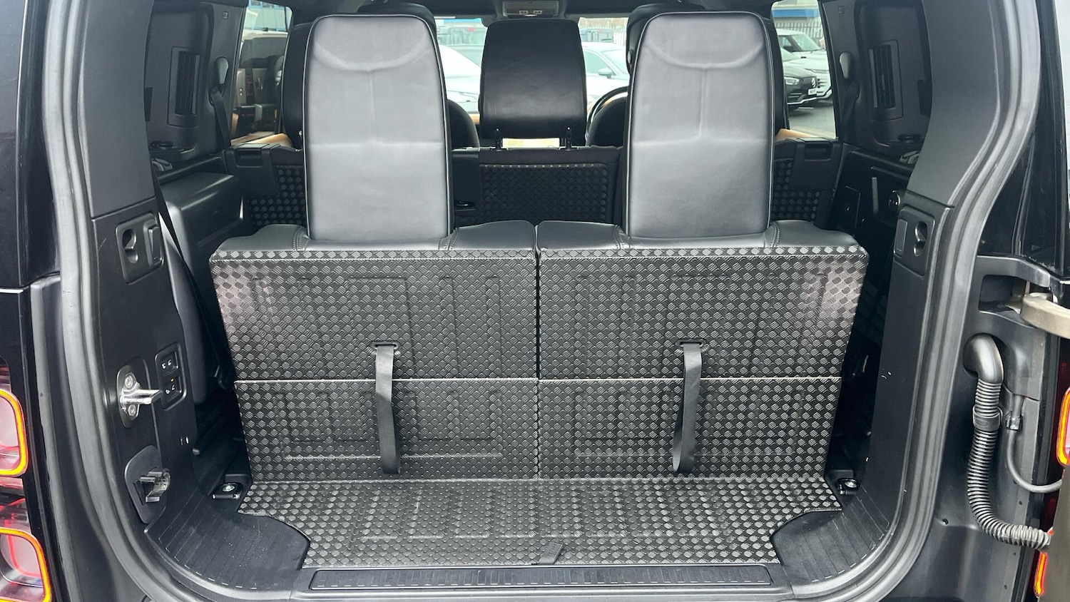 Used Land Rover Defender 110 2020 for sale - 77511212: Photo 49