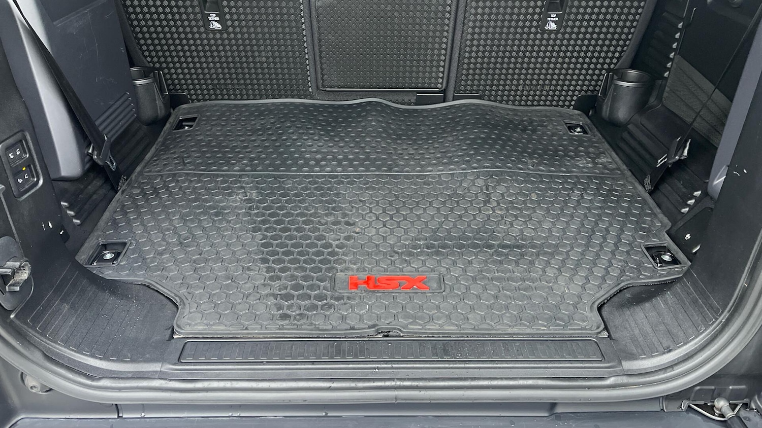 Used Land Rover Defender 110 2020 for sale - 77511212: Photo 51