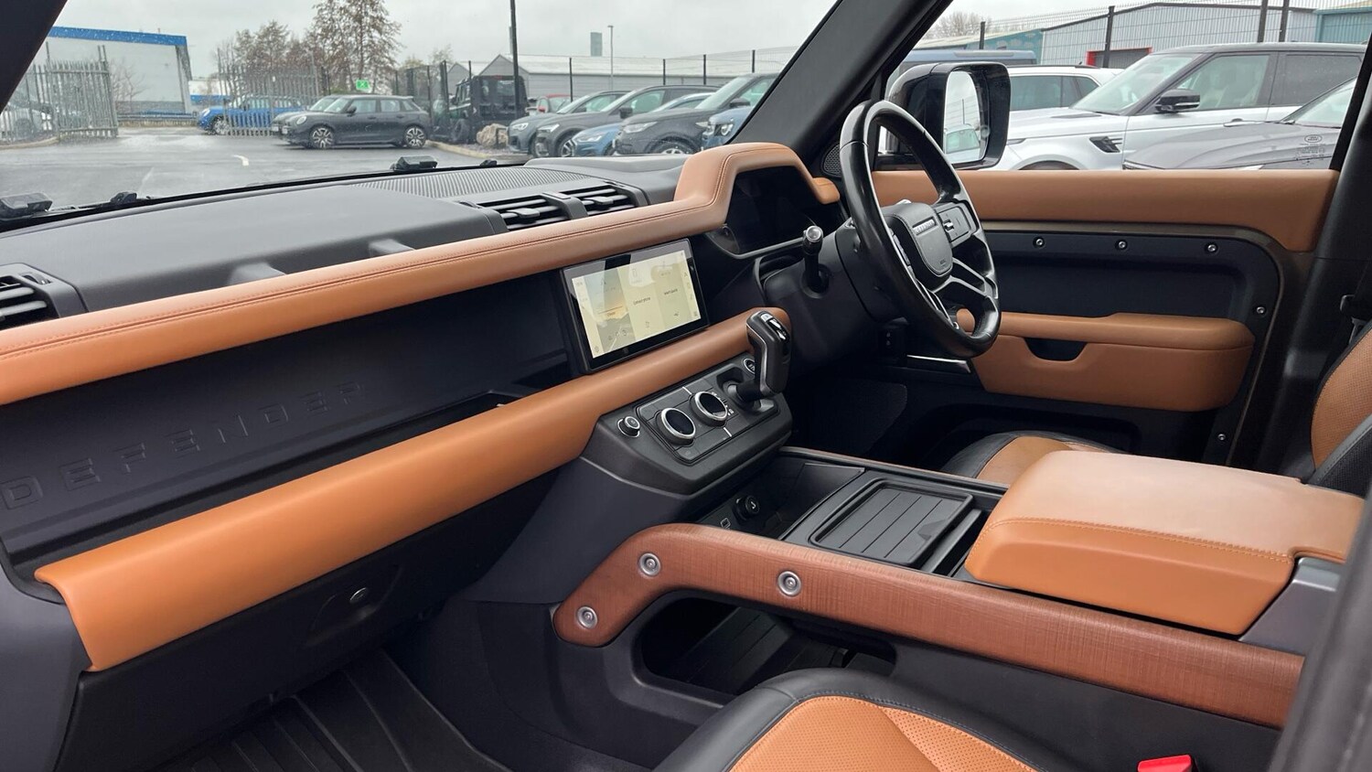 Used Land Rover Defender 110 2020 for sale - 77511212: Photo 7