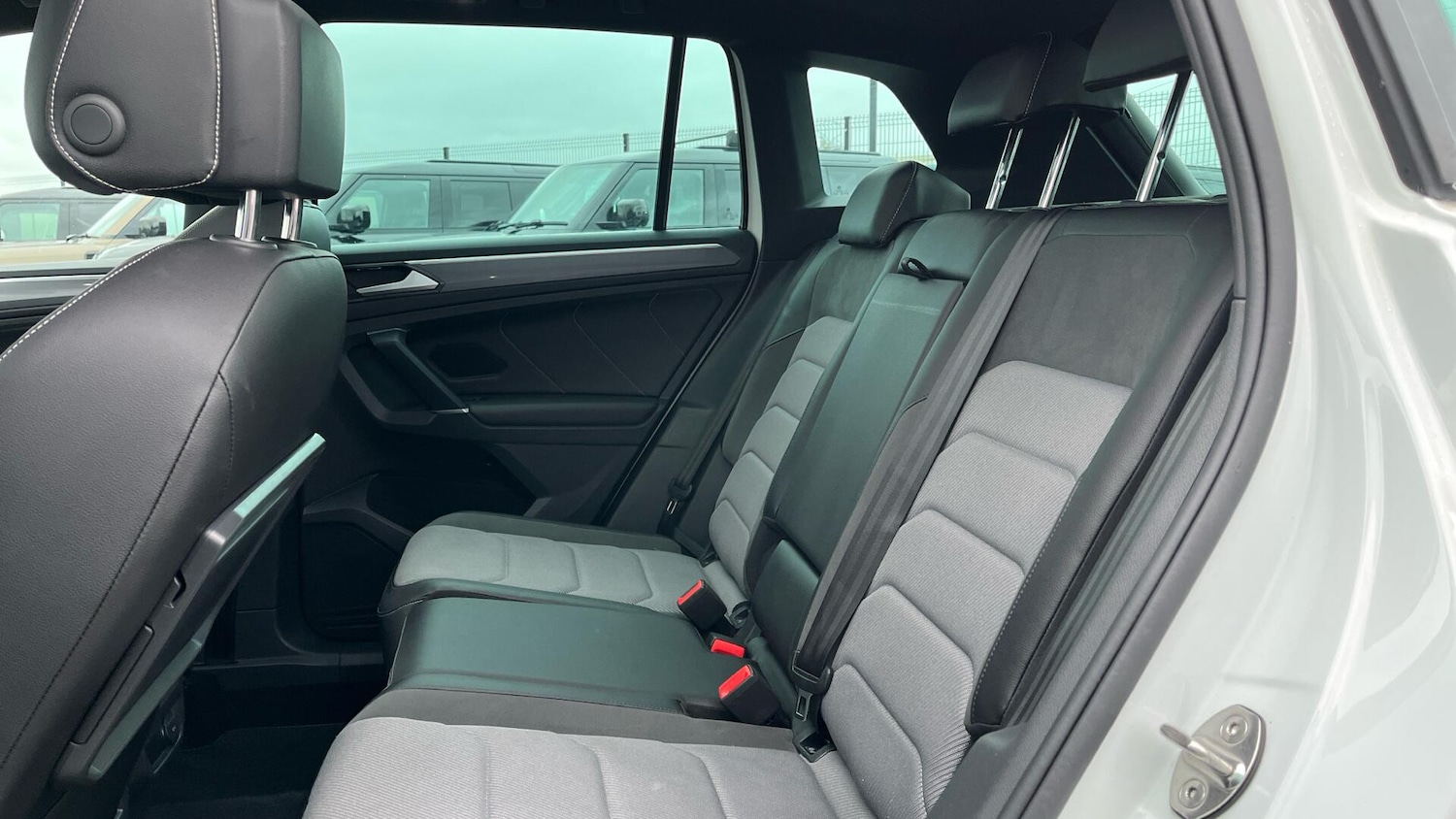 Used Volkswagen Tiguan 2017 for sale - 76781990: Photo 12