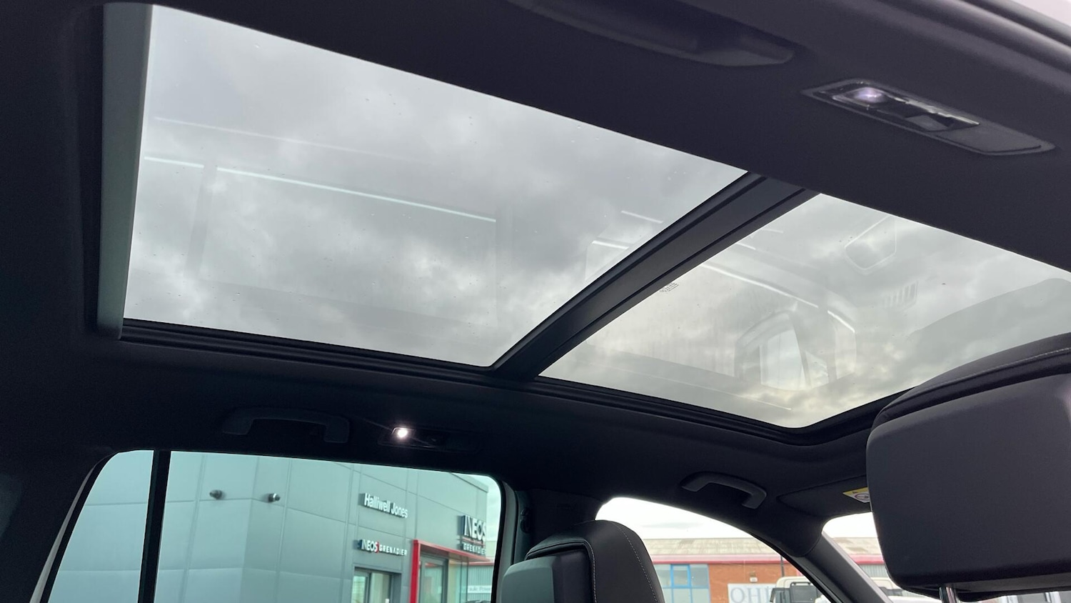 Used Volkswagen Tiguan 2017 for sale - 76781990: Photo 26