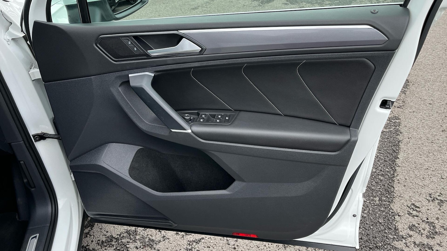 Used Volkswagen Tiguan 2017 for sale - 76781990: Photo 27