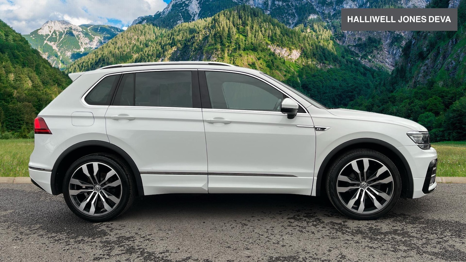 Used Volkswagen Tiguan 2017 for sale - 76781990: Photo 3