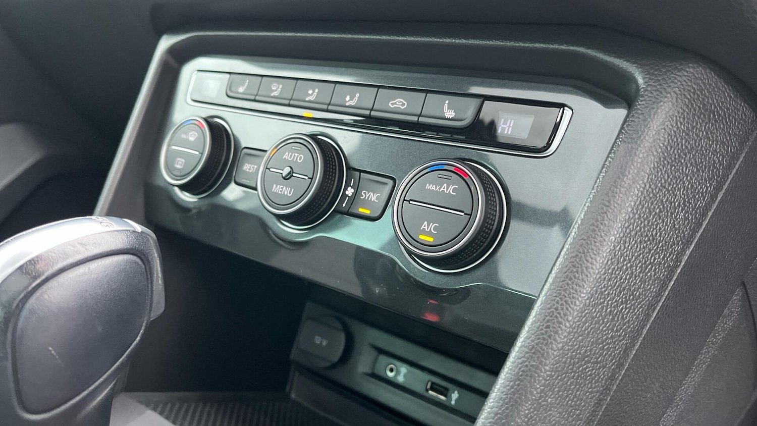 Used Volkswagen Tiguan 2017 for sale - 76781990: Photo 34