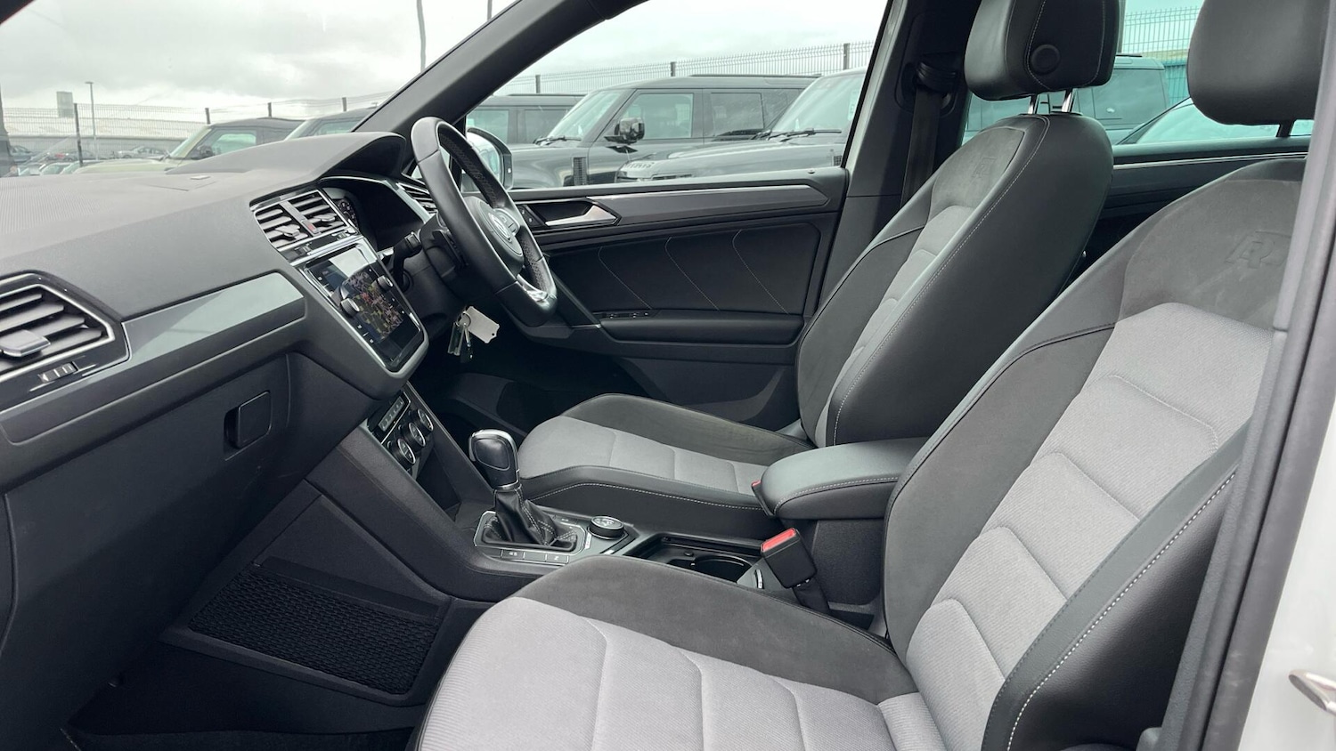 Used Volkswagen Tiguan 2017 for sale - 76781990: Photo 42