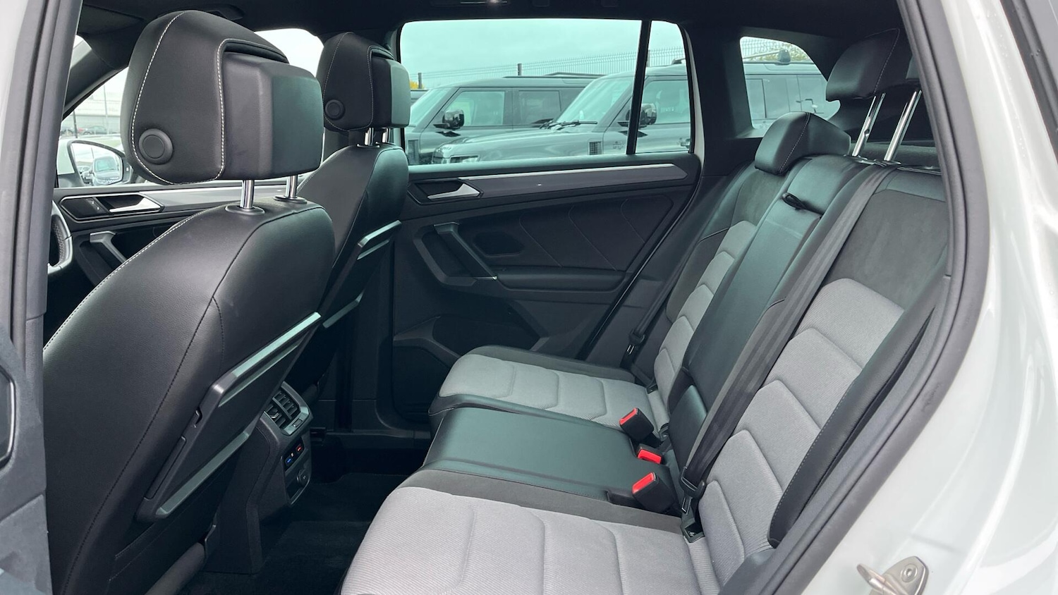 Used Volkswagen Tiguan 2017 for sale - 76781990: Photo 45