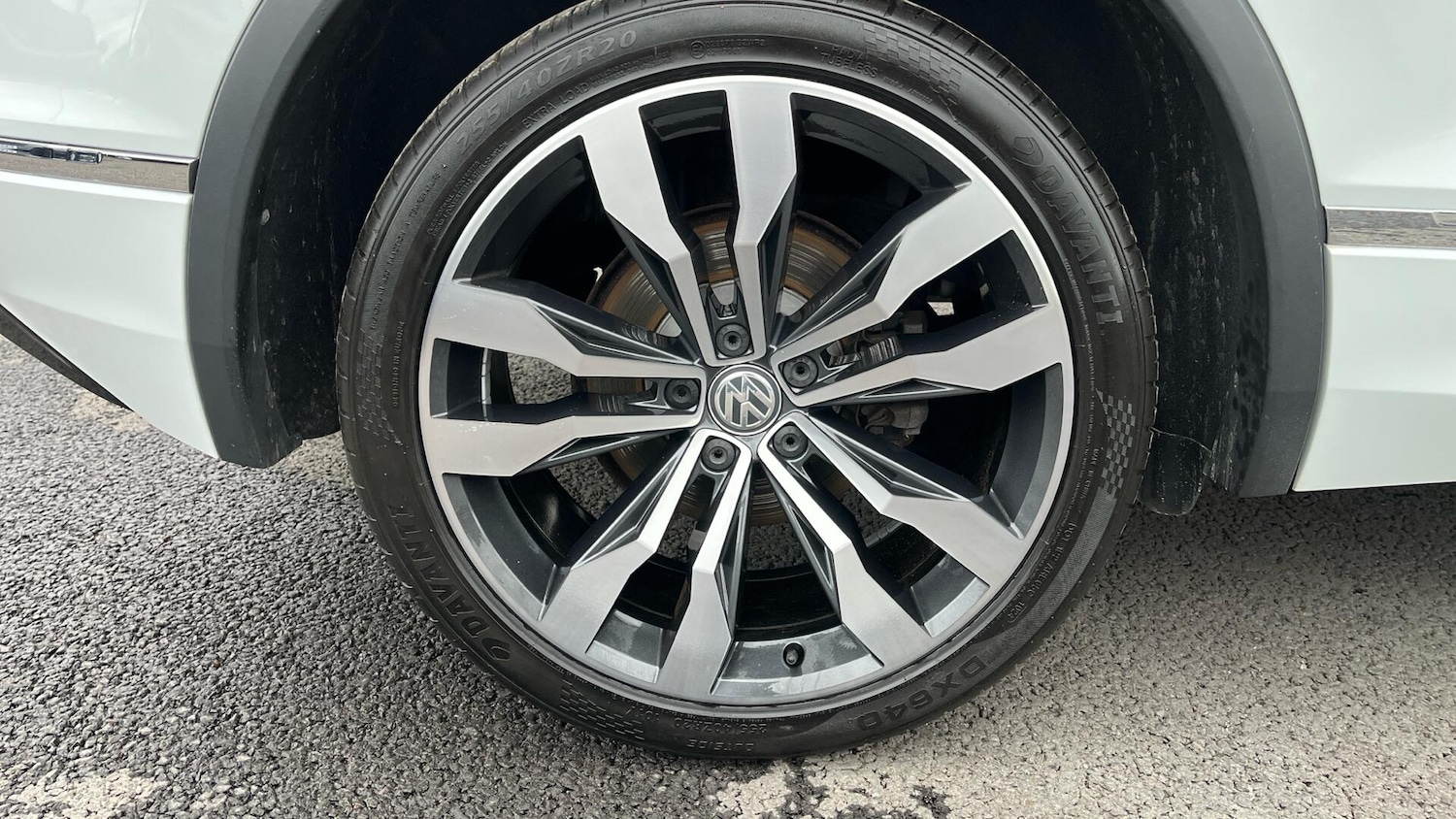 Used Volkswagen Tiguan 2017 for sale - 76781990: Photo 51