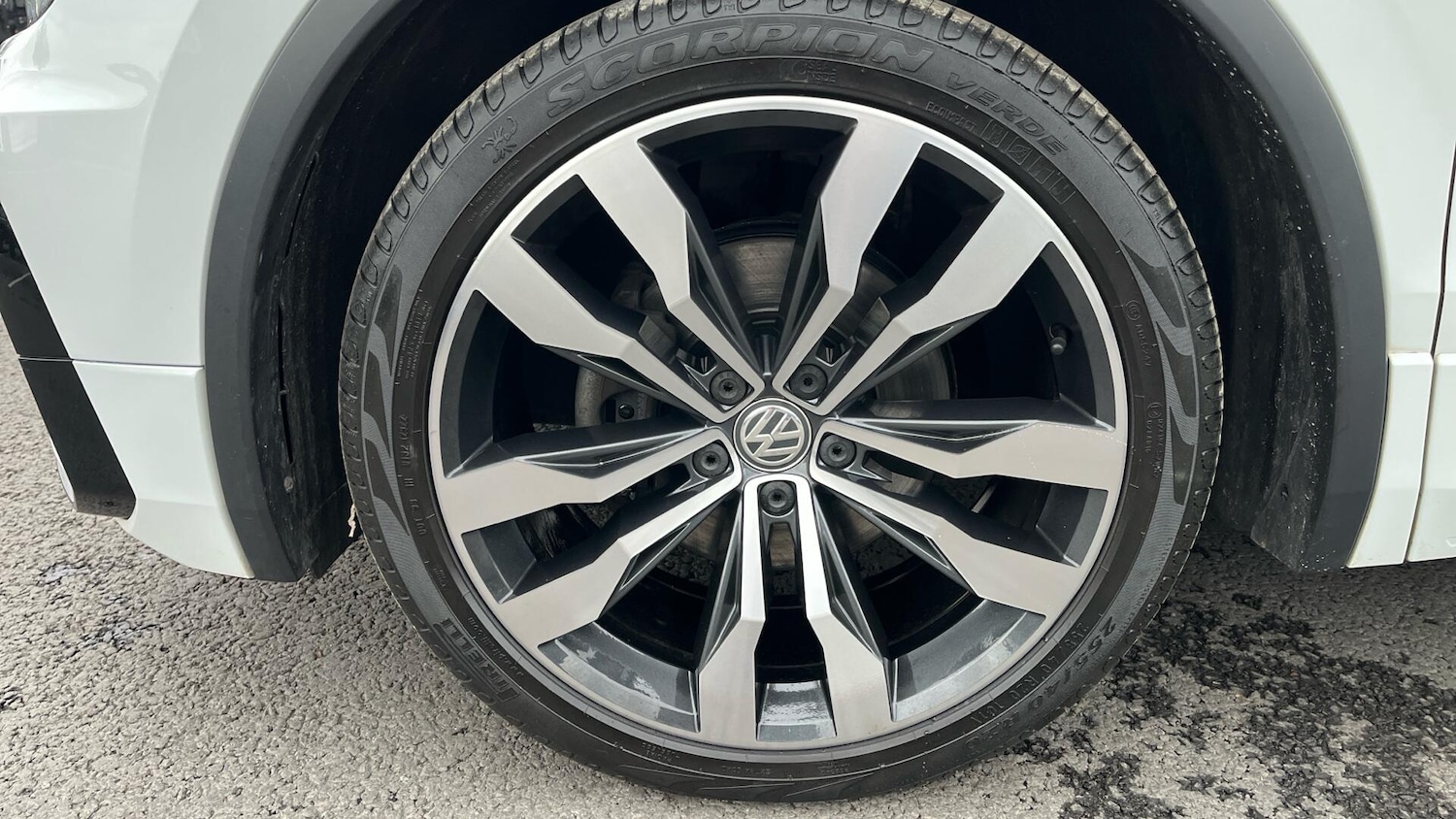 Used Volkswagen Tiguan 2017 for sale - 76781990: Photo 53