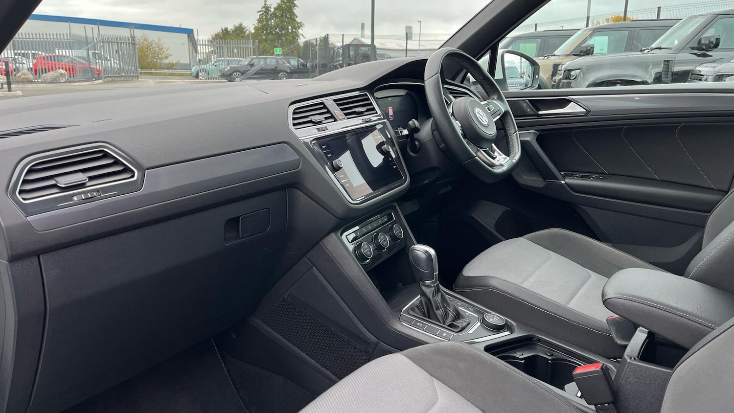 Used Volkswagen Tiguan 2017 for sale - 76781990: Photo 7