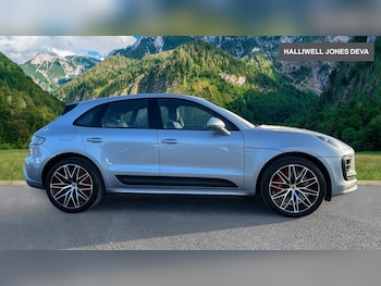 Used Porsche Macan 2023 for sale - 77839358: Photo