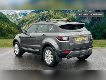 Used Land Rover Range Rover Evoque 2018 for sale - 77411392: Photo