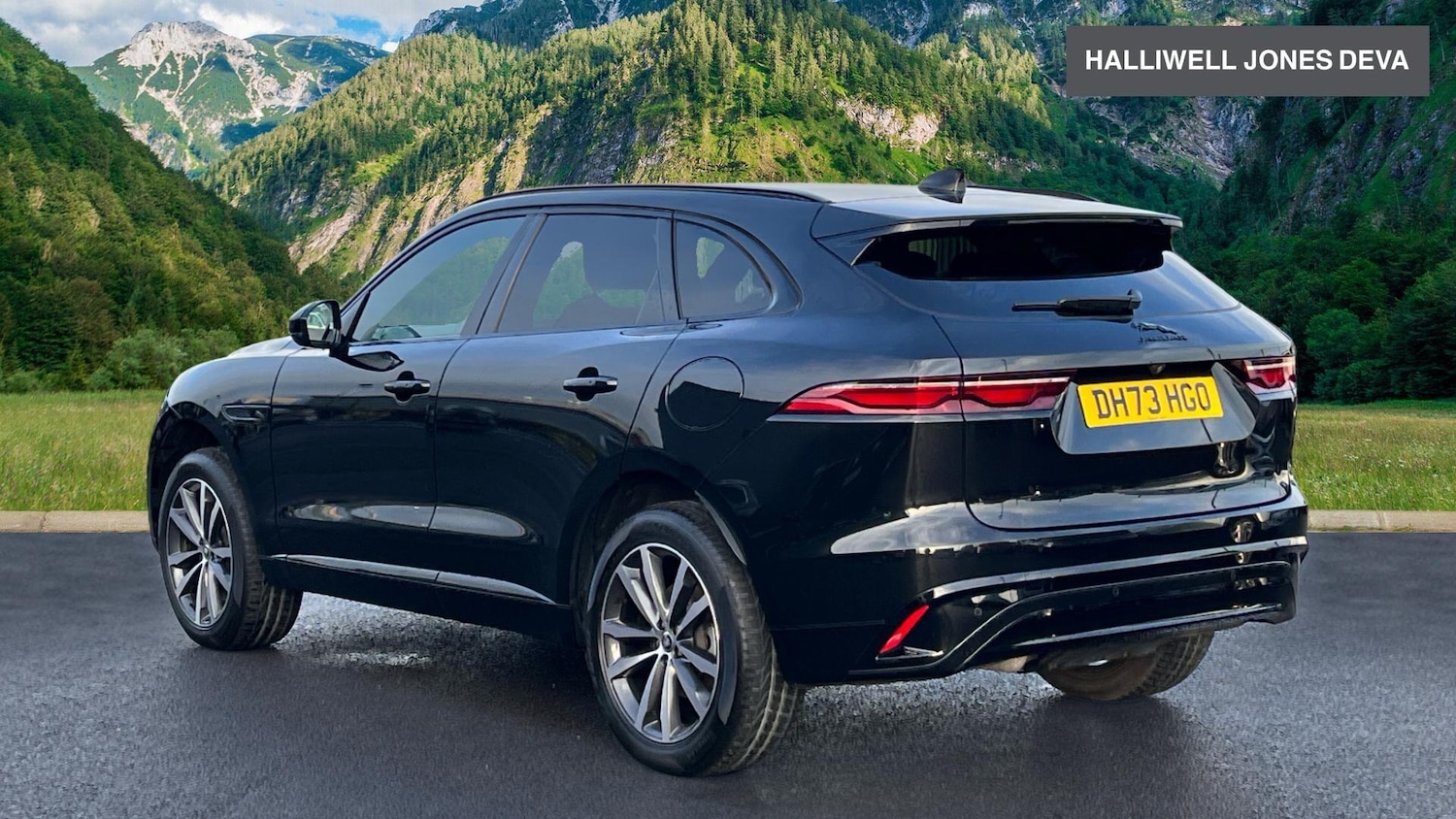 Used Jaguar F-Pace 2023 for sale - 77174868: Photo 2