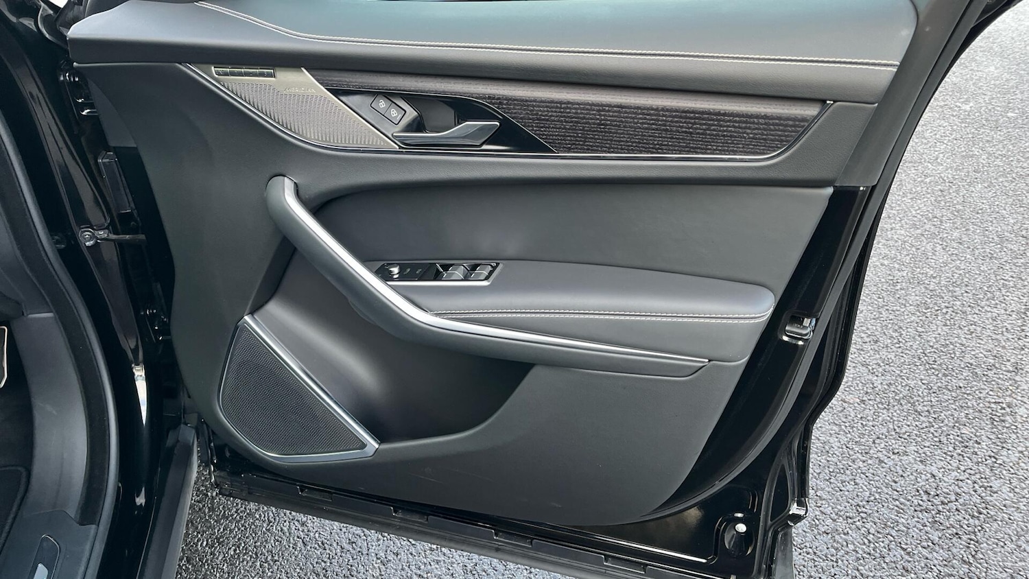 Used Jaguar F-Pace 2023 for sale - 77174868: Photo 28