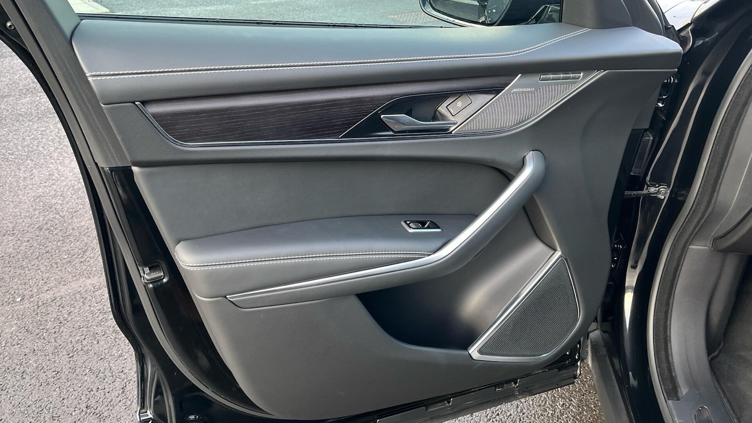 Used Jaguar F-Pace 2023 for sale - 77174868: Photo 36