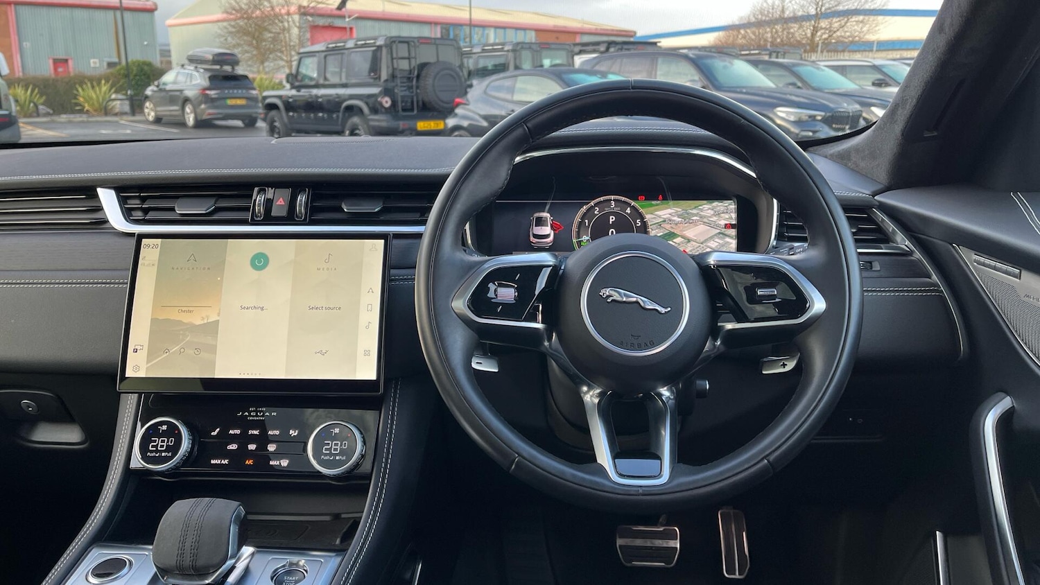 Used Jaguar F-Pace 2023 for sale - 77174868: Photo 5