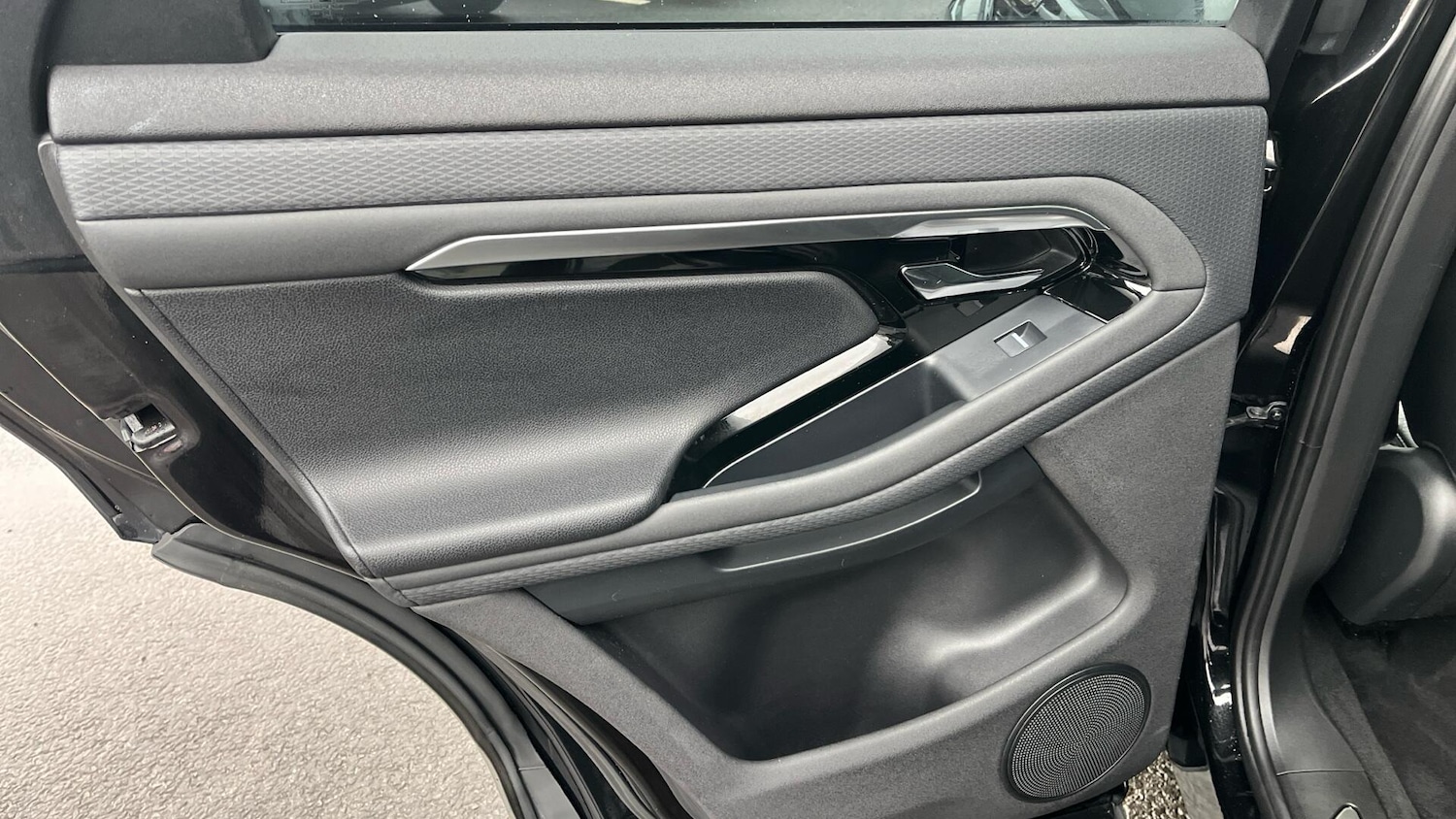 Used Land Rover Range Rover Evoque 2021 for sale - 77549836: Photo 32