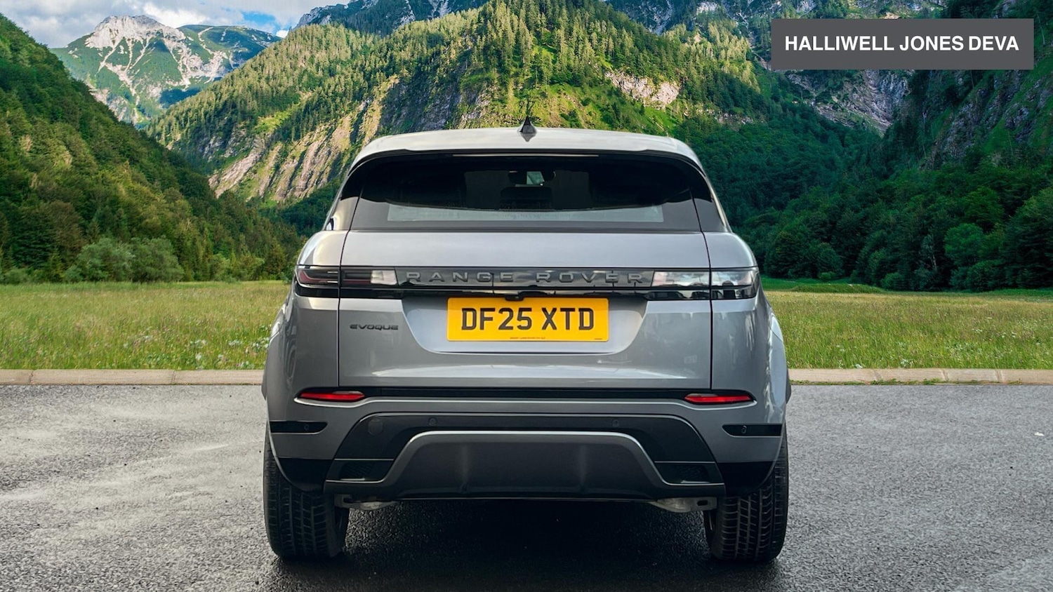 Used Land Rover Range Rover Evoque 2025 for sale - 77174869: Photo 15