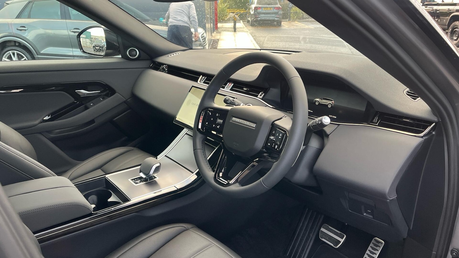 Used Land Rover Range Rover Evoque 2025 for sale - 77174869: Photo 6