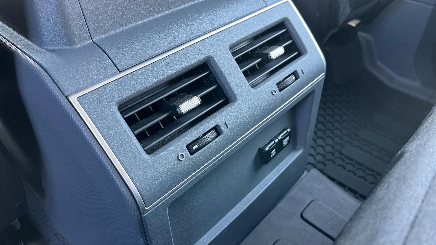 Used INEOS Grenadier 2023 for sale - 77255497: Photo 27