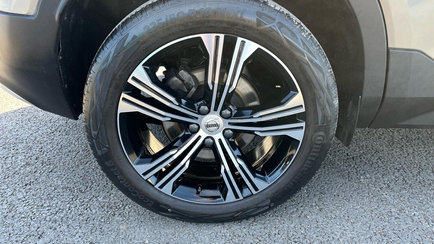 Used Volvo XC40 2020 for sale - 77925527: Photo 41