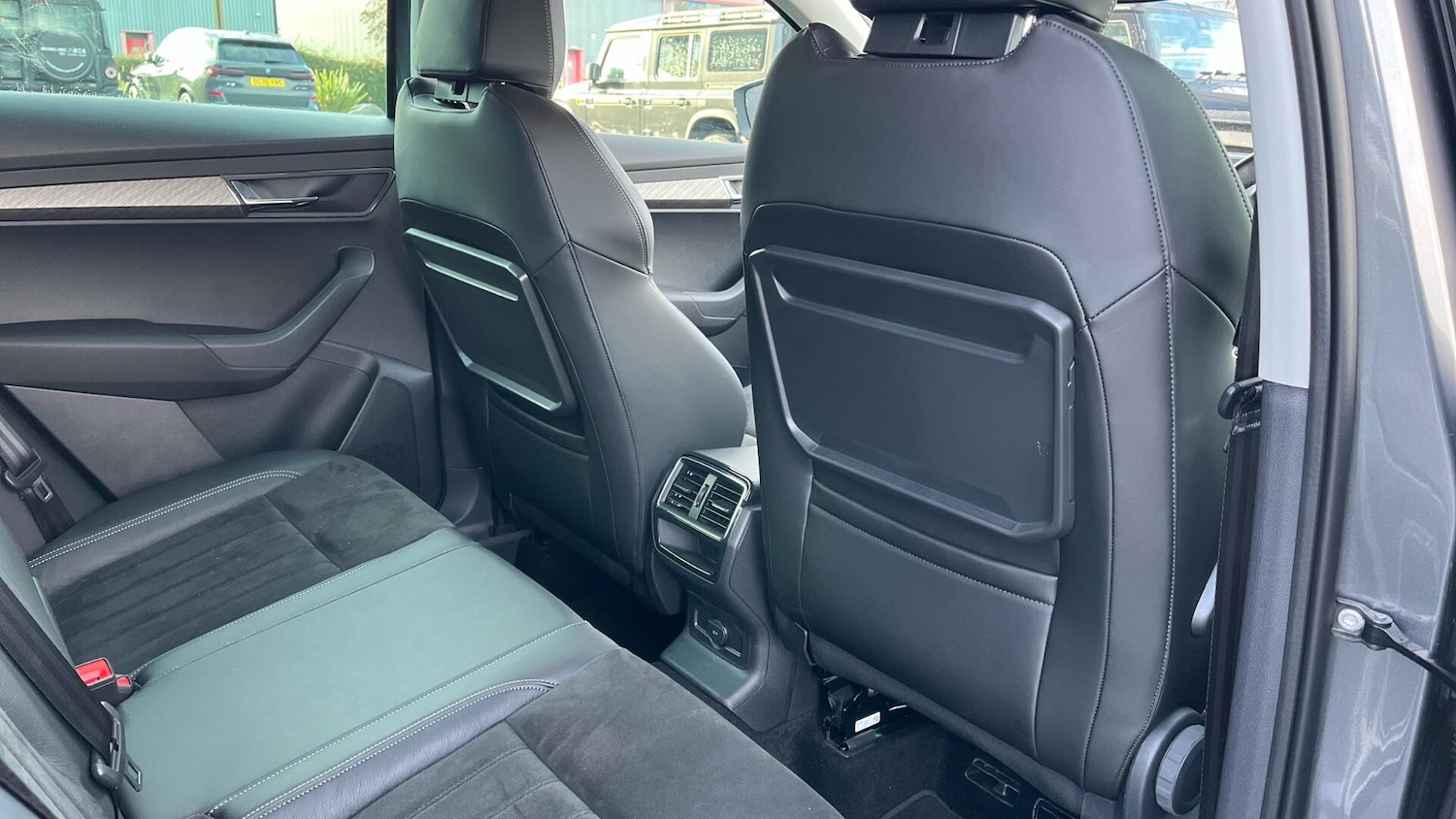 Used Skoda Karoq 2025 for sale - 76781278: Photo 30