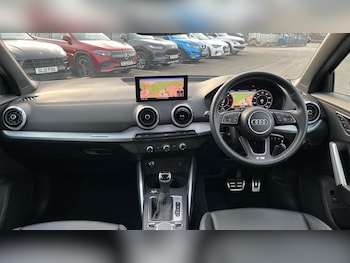 Used Audi Q2 2021 for sale - 77970100: Photo