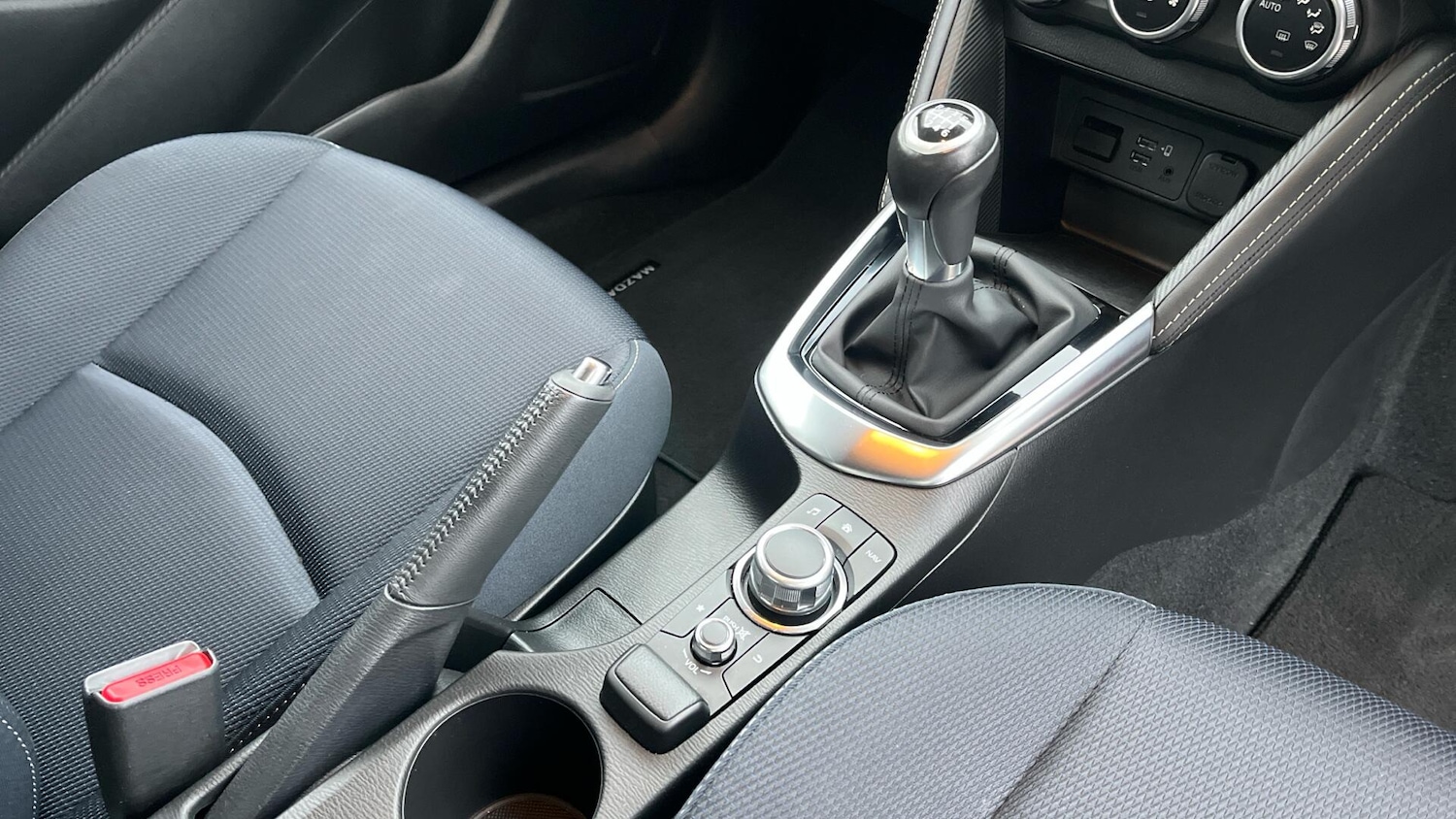 Used Mazda Mazda2 2022 for sale - 76781605: Photo 10