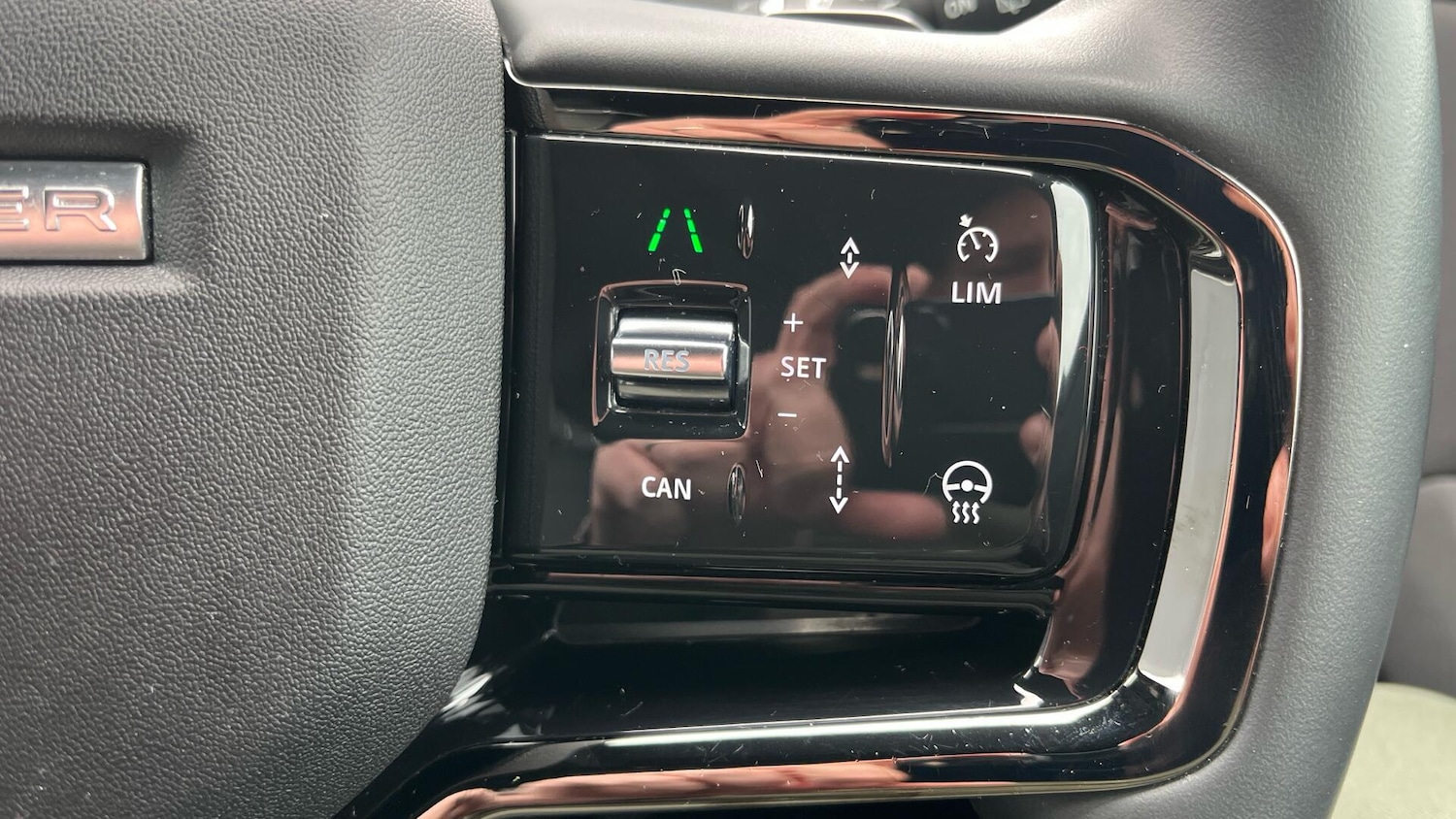 Used Land Rover Range Rover Evoque 2024 for sale - 77993056: Photo 18