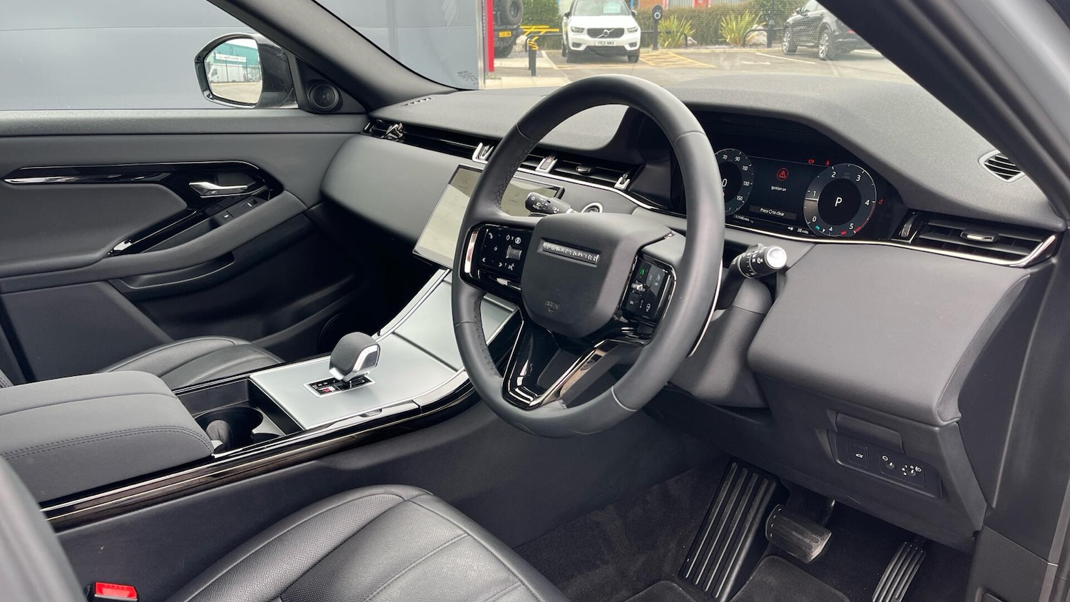 Used Land Rover Range Rover Evoque 2024 for sale - 77993056: Photo 6