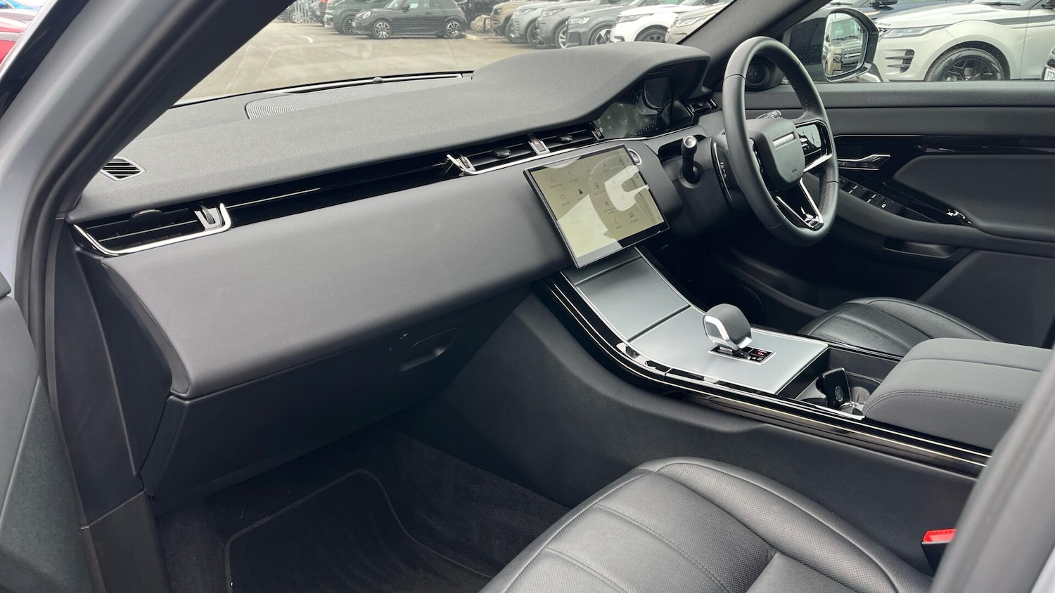 Used Land Rover Range Rover Evoque 2024 for sale - 77993056: Photo 7