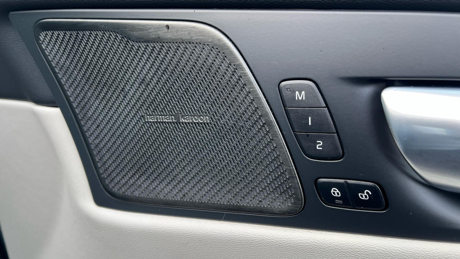 Used Volvo XC60 2024 for sale - 76781611: Photo 27