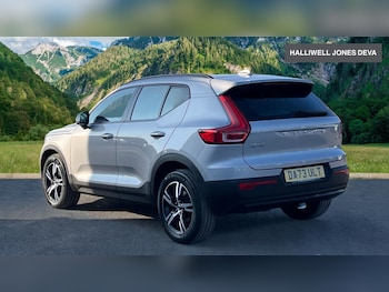 Used Volvo XC40 2023 for sale - 77738342: Photo