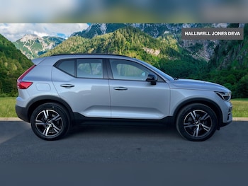 Used Volvo XC40 2023 for sale - 77738342: Photo