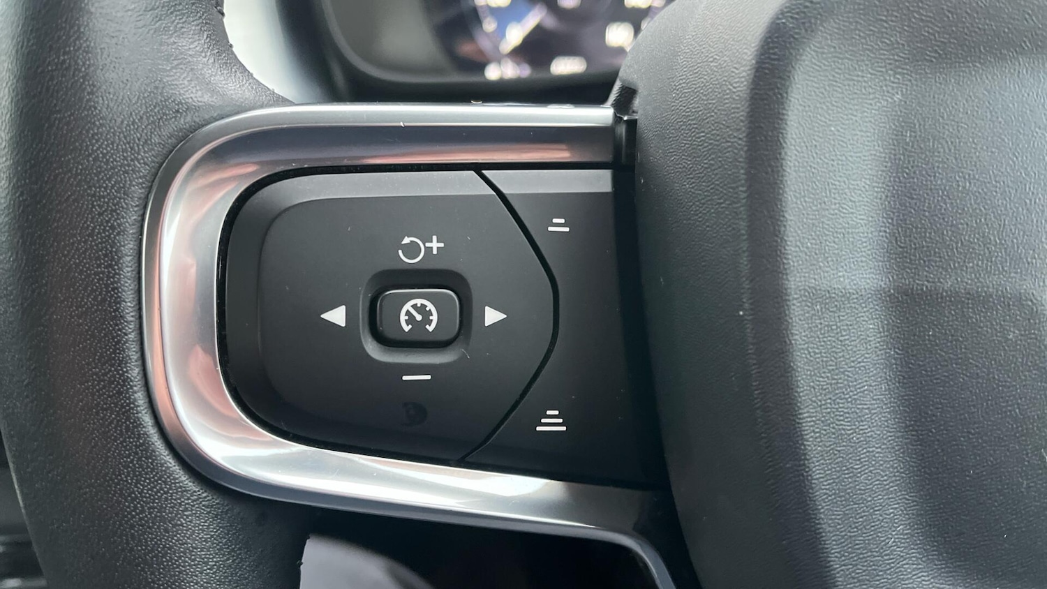 Used Volvo XC40 2019 for sale - 76801474: Photo 17